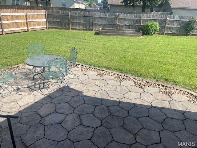 1036 Red Arrow, Sikeston, MO 63801 - fenced backyard with a patio
