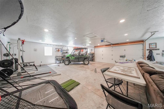 10660 Fawn Rdg, Rolla, MO 65401 - garage with recessed lighting