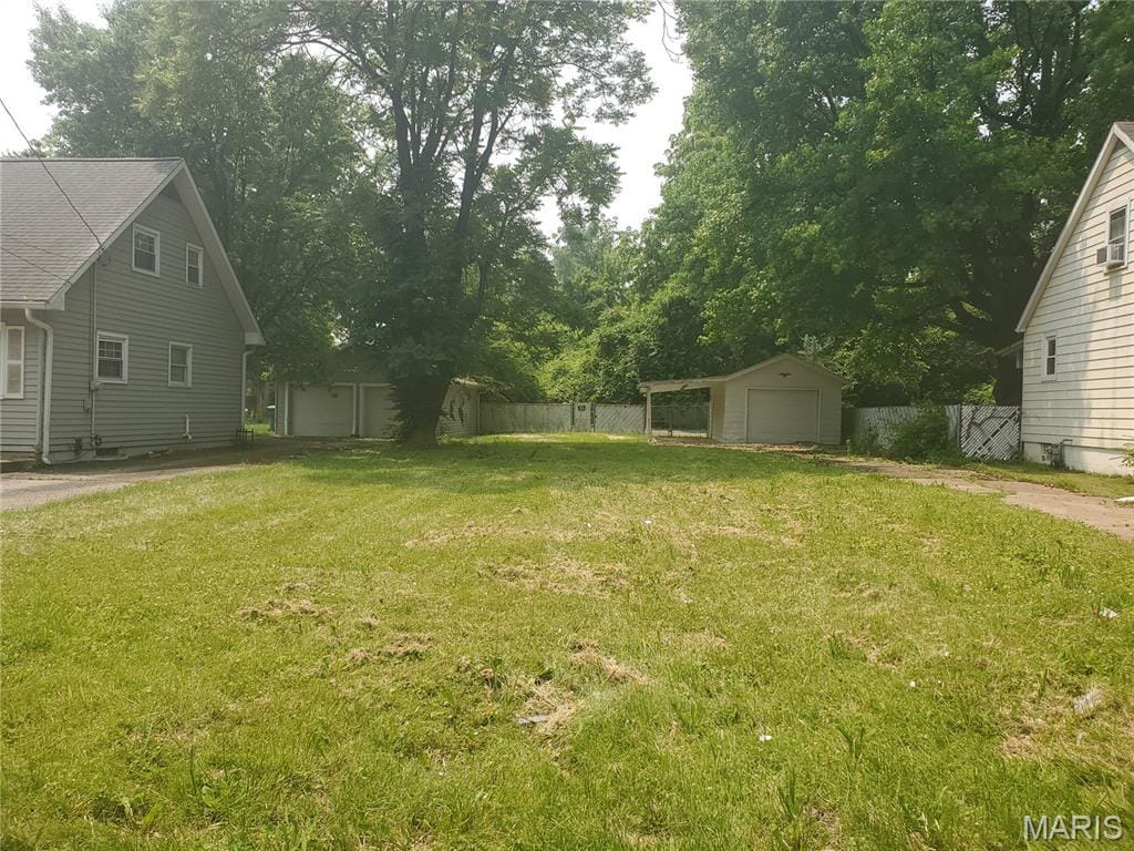 752 Leon St, Cahokia, IL 62206