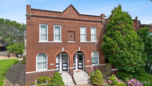 2906 Mcnair Ave, Saint Louis, MO 63118 - photo 2