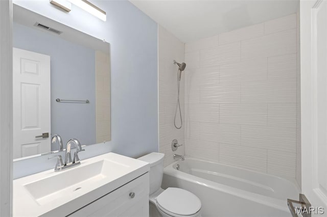 12101 Fahrpark Ln, Saint Louis, MO 63146 - full bath featuring vanity and shower / tub combination