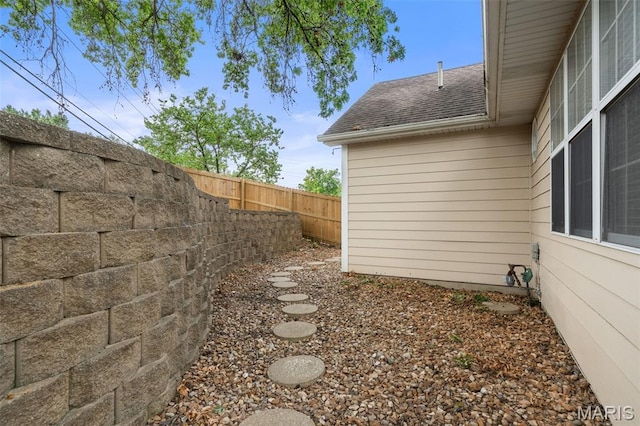 12101 Fahrpark Ln, Saint Louis, MO 63146 - view of fenced backyard