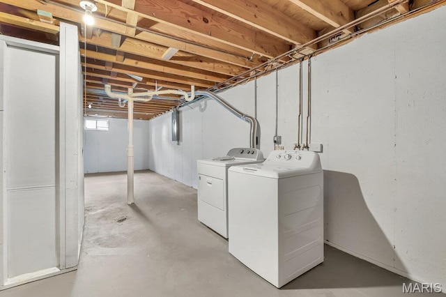 3100 Tally Ho Dr, Saint Charles, MO 63301 - below grade area featuring washer and clothes dryer