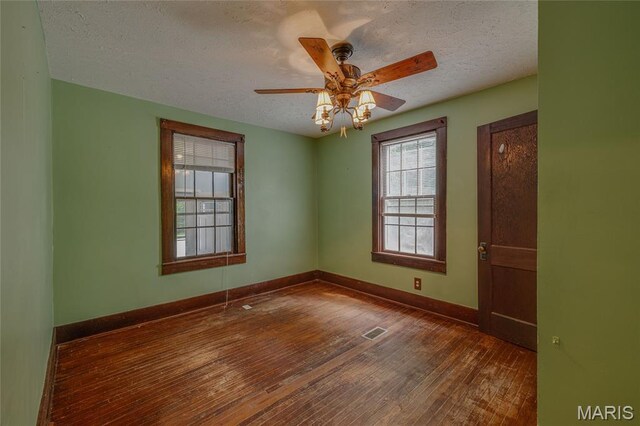 2785 Watson Rd, Park Hills, MO 63601
