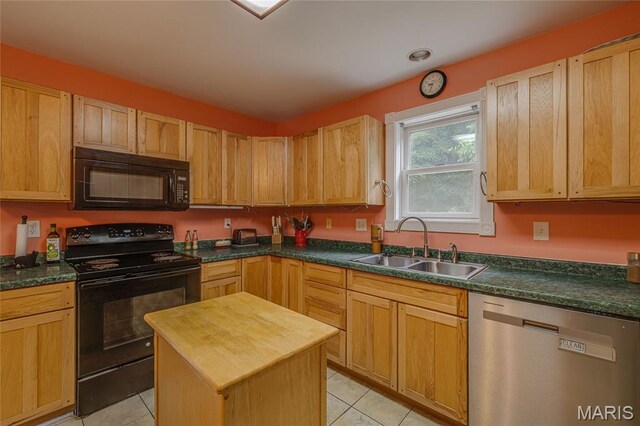 2785 Watson Rd, Park Hills, MO 63601
