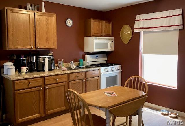 400 Denton Rd, Pacific, MO 63069 - photo 2