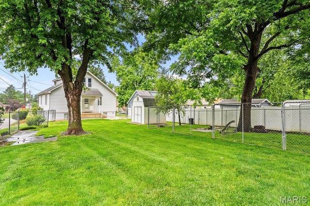 542 S Main St, Waterloo, IL 62298 - view of yard