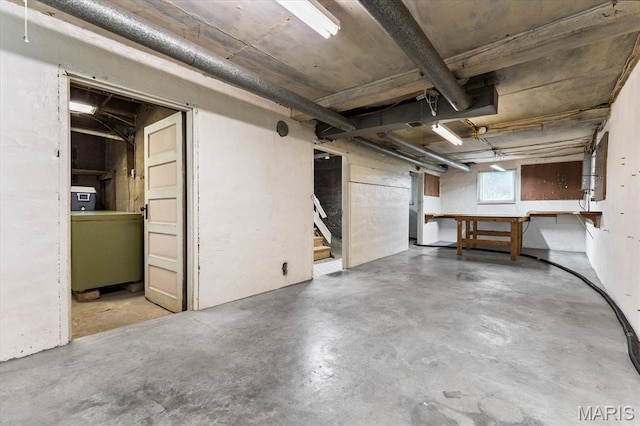 542 S Main St, Waterloo, IL 62298 - below grade area with stairway