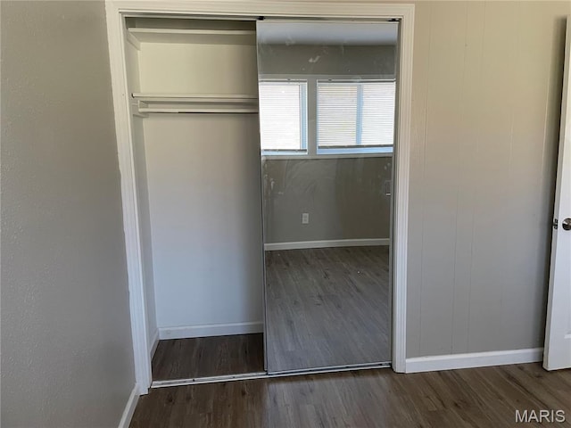 415 Waterford Dr, Florissant, MO 63033 - view of closet