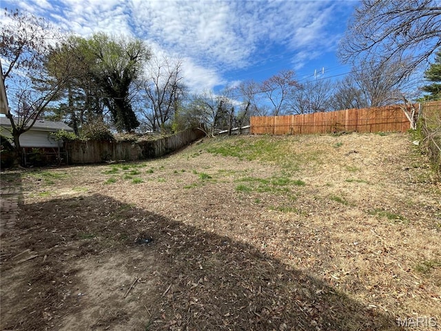 415 Waterford Dr, Florissant, MO 63033 - view of yard