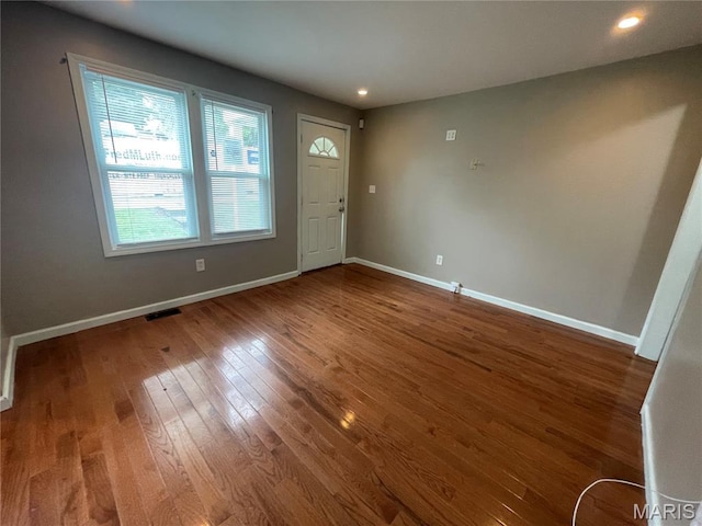 6155 Emerald Ave, Saint Louis, MO 63135 - entrance foyer featuring hardwood / wood-style flooring and recessed lighting