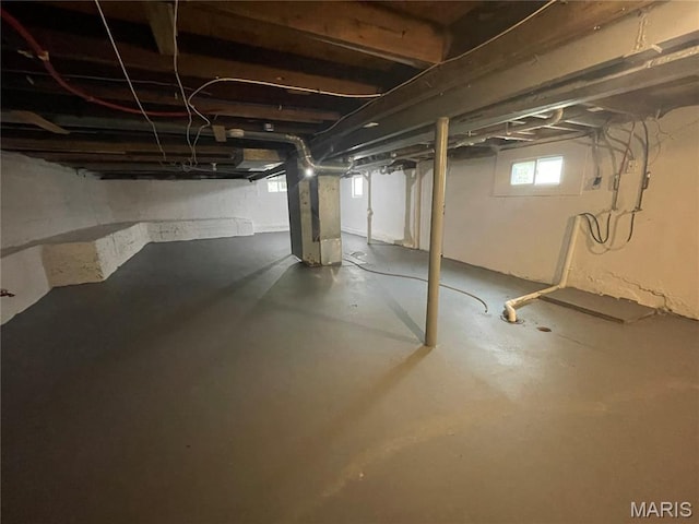 6155 Emerald Ave, Saint Louis, MO 63135 - view of basement