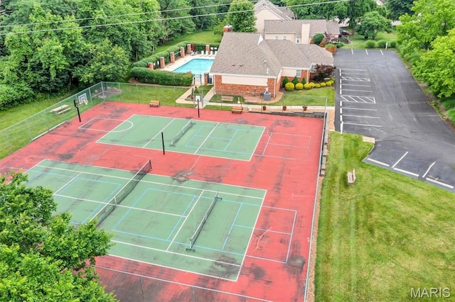 1308 Holgate Dr Unit G5, Ballwin, MO 63021 - view of tennis court