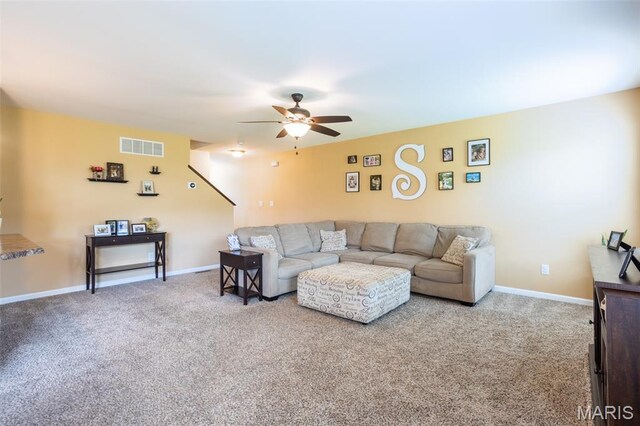 112 Village Glen Ct, Wentzville, MO 63385