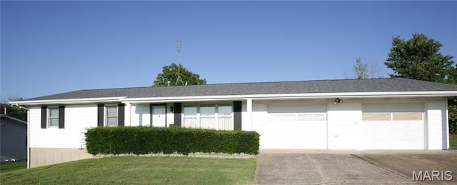517 N 11th, De Soto, MO 63020 - single story home with concrete driveway, an attached garage, and a front yard