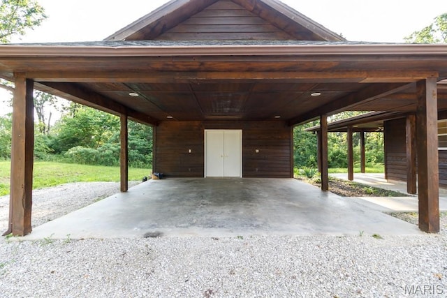 19395 Ripley Dr, Lebanon, MO 65536 - view of car parking featuring a carport