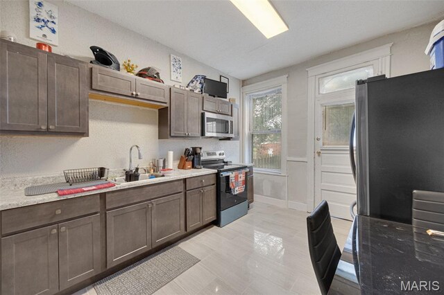 3965 Ashland Ave, Saint Louis, MO 63107
