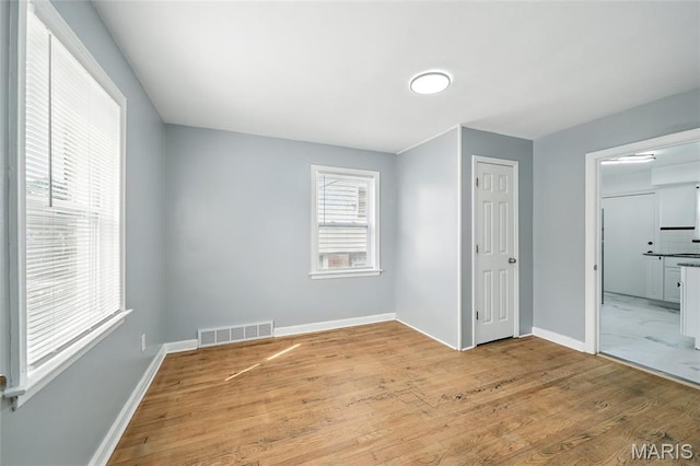 3706 Colonial Ave, Saint Louis, MO 63121