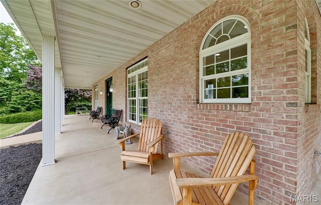 4 Hahn Estates Rd, Winfield, MO 63389 - view of covered porch