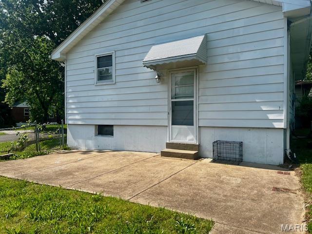 9840 Green Valley Dr, Saint Louis, MO 63136 - photo 7