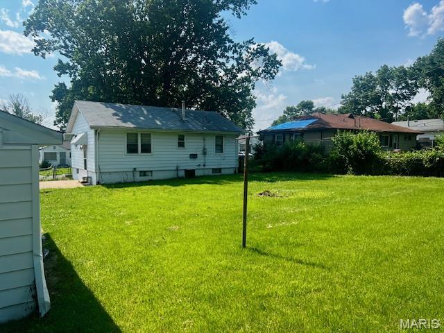 9840 Green Valley Dr, Saint Louis, MO 63136 - photo 9