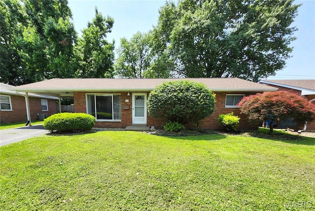 81 Cambridge Dr, Granite City, IL 62040 - photo 2