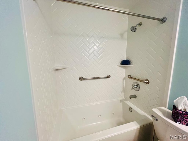 305 Hawk Nest Ct, Union, MO 63084 - bathroom with toilet and tub / shower combination