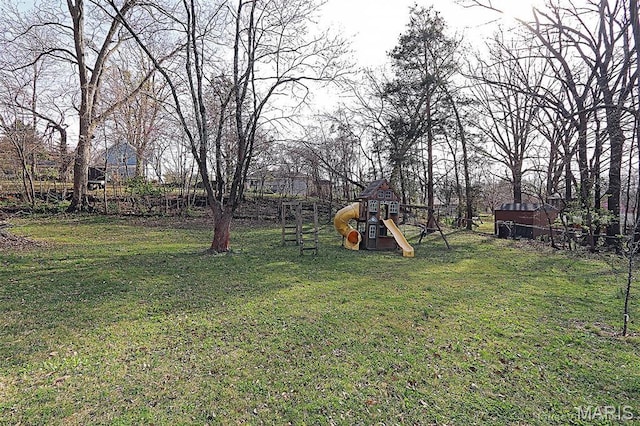 1425 Perryville Cpe, Girardeau, MO 63701 - view of yard with a playground