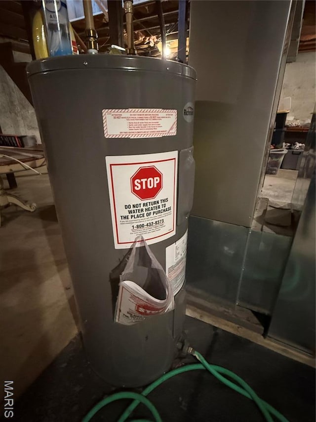 408 Clay, Edina, MO 63537 - utilities with water heater