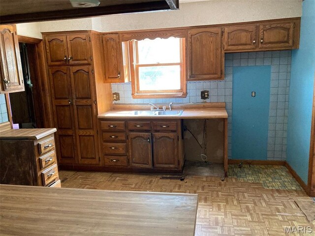 215 Market St, Brookfield, MO 64628 - photo 4