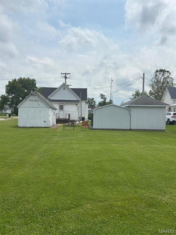 110 E Beech St, Shelbina, MO 63468 - photo 10