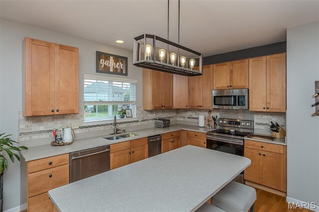 26 Clear Meadows Ct, Ofallon, MO 63366