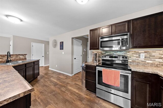 567 Parkgate Dr, Ofallon, MO 63367