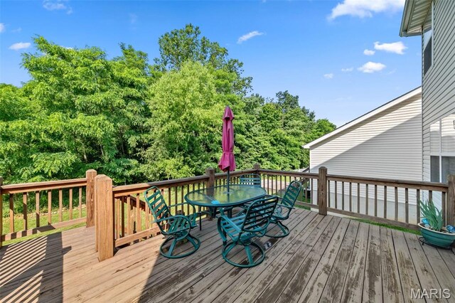 567 Parkgate Dr, Ofallon, MO 63367