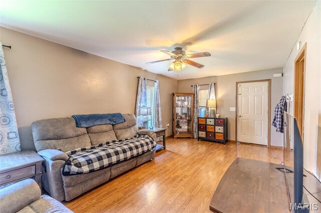 465 W Hayes St, Lebanon, MO 65536 - photo 5