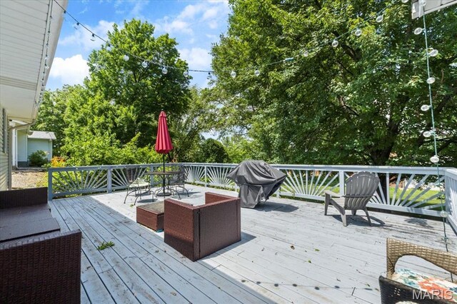 1265 Saint Michael St, Florissant, MO 63031