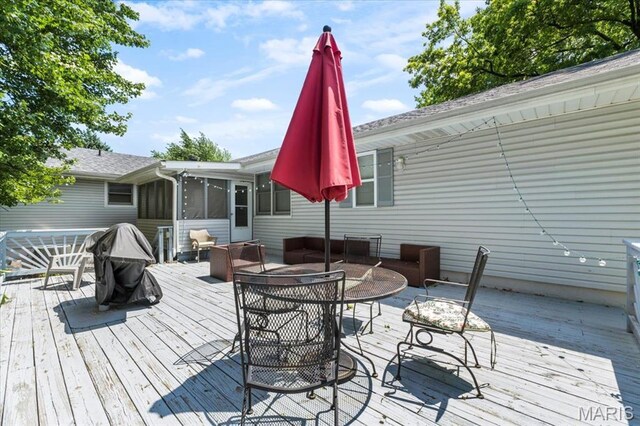1265 Saint Michael St, Florissant, MO 63031
