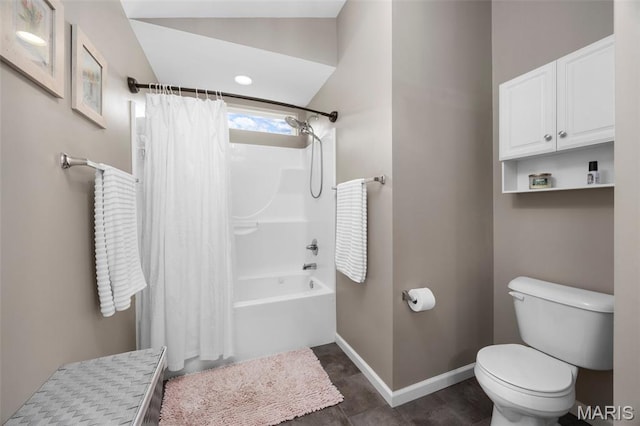 815 Mule Creek Dr, Wentzville, MO 63385 - full bathroom with shower / tub combo with curtain and vaulted ceiling