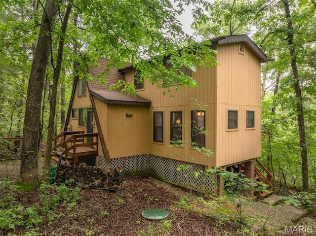 376 W Wanderfern Circle Dr, Innsbrook, MO 63390 - back of property with stairway