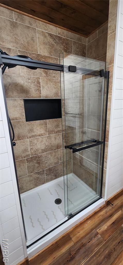 1629 Swanwick St, Chester, IL 62233 - bathroom featuring a shower stall and wood ceiling