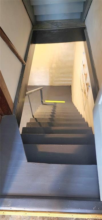 1629 Swanwick St, Chester, IL 62233 - view of stairway