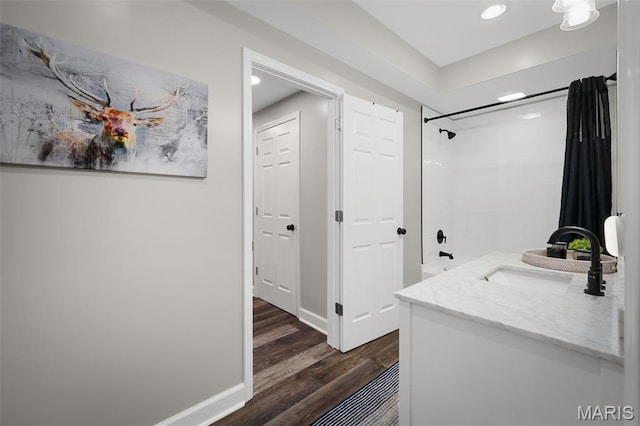 20220 Inverness Dr, Marthasville, MO 63357 - full bath with wood finished floors, vanity, shower / bath combo with shower curtain, and recessed lighting