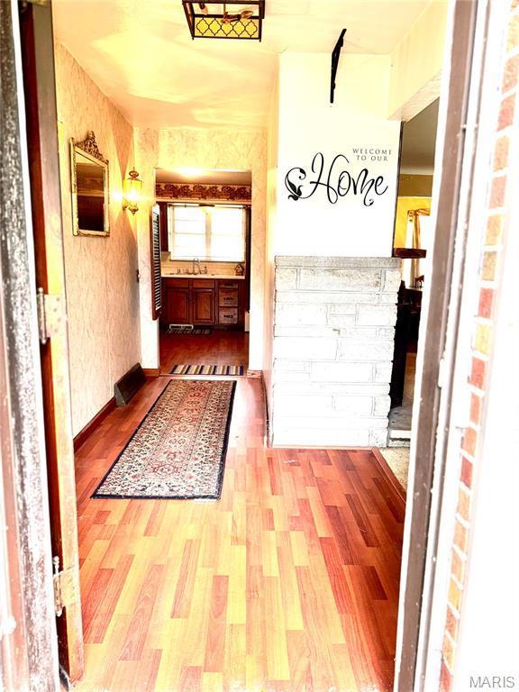 8361 Latty Ave, Hazelwood, MO 63042 - photo 2