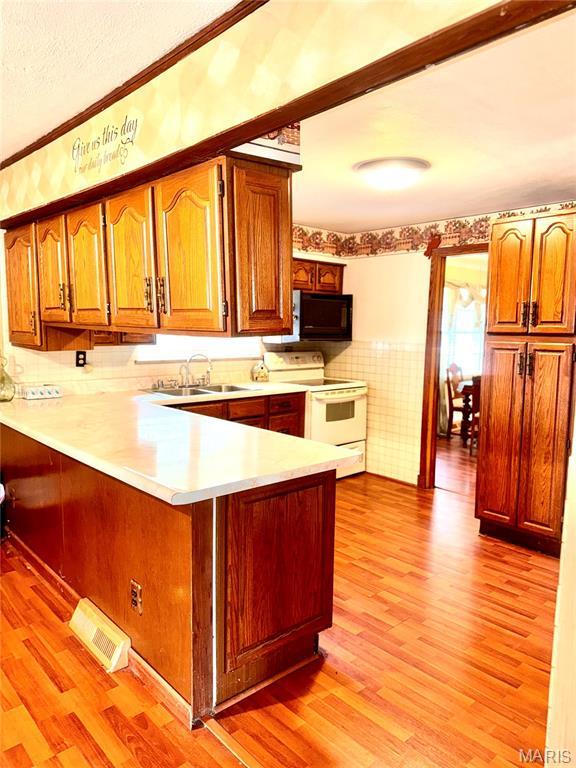 8361 Latty Ave, Hazelwood, MO 63042 - photo 9