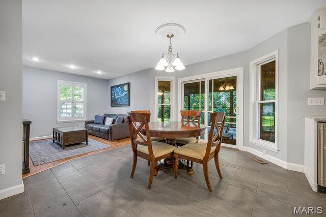 438 W Kirkham Ave, Webster Groves, MO 63119