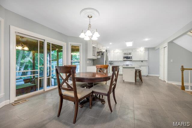 438 W Kirkham Ave, Webster Groves, MO 63119