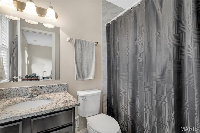 306 Essen Ln, Ballwin, MO 63021 - full bathroom featuring vanity and a shower with shower curtain