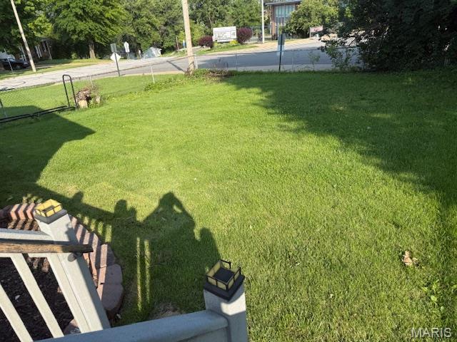 1496 Ville Rosa Ln, Hazelwood, MO 63042 - view of green lawn
