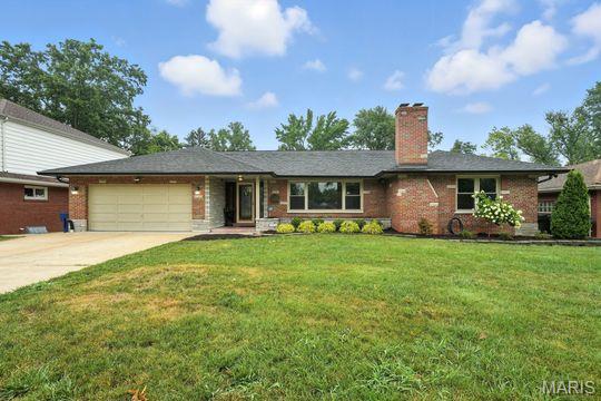 6481 Westway Rd, Saint Louis, MO 63109 - photo 1