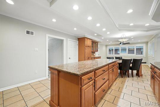 6481 Westway Rd, Saint Louis, MO 63109 - photo 9